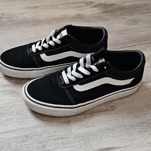Vans  Black/White, Women's sz 7